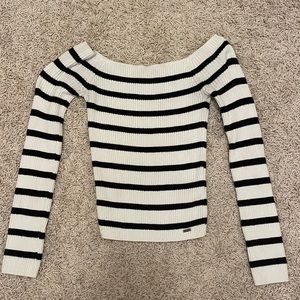 COPY - Black and White striped Hollister Sweater